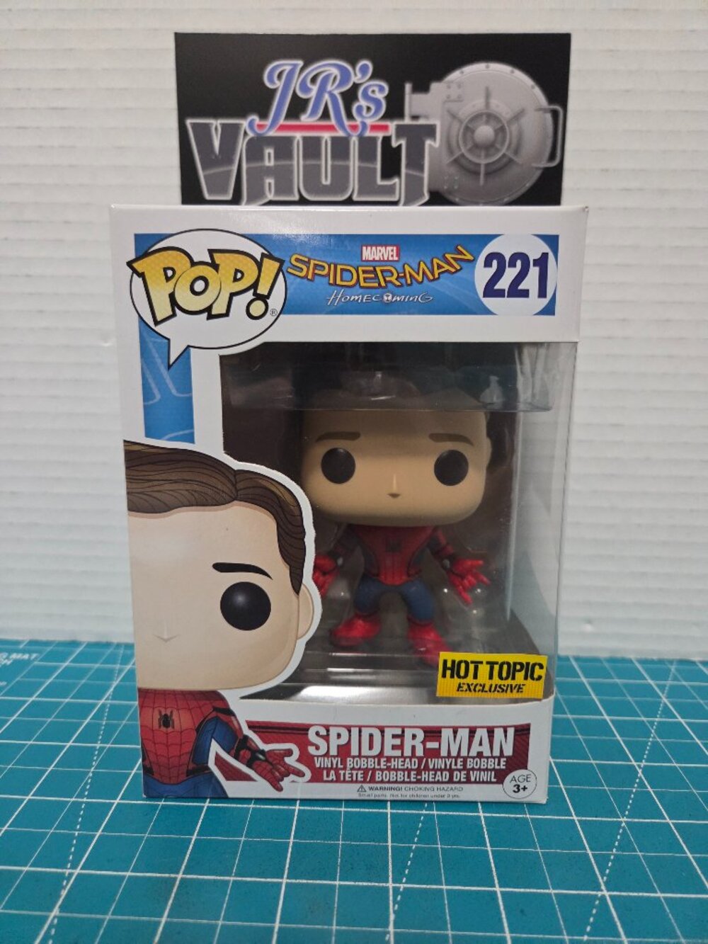 Funko POP Marvel MCU Spider-Man Home Coming Spider-Man 221 Vinyl Figure